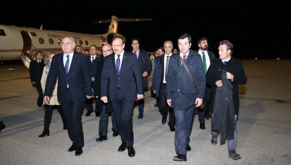 Official Visit of Deputy Prime Minister H.E. Hakan Çavuşoğlu to Greece (03/04 November)